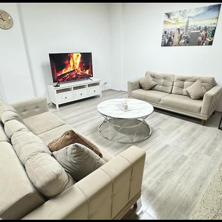 Stylish & Relaxing Modernes Apartment Mit Privatparkplatz Gelsenkirchen Dış mekan fotoğraf